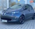 Серый Рено Зое, объемом двигателя 0 л и пробегом 123 тыс. км за 10450 $, фото 1 на Automoto.ua