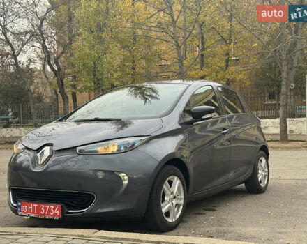 Серый Рено Зое, объемом двигателя 0 л и пробегом 164 тыс. км за 10200 $, фото 6 на Automoto.ua