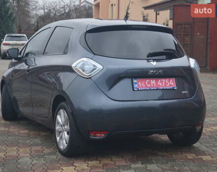 Серый Рено Зое, объемом двигателя 0 л и пробегом 182 тыс. км за 8200 $, фото 11 на Automoto.ua