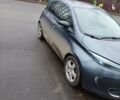 Серый Рено Зое, объемом двигателя 0 л и пробегом 129 тыс. км за 9500 $, фото 5 на Automoto.ua