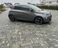 Серый Рено Зое, объемом двигателя 0 л и пробегом 85 тыс. км за 9800 $, фото 2 на Automoto.ua