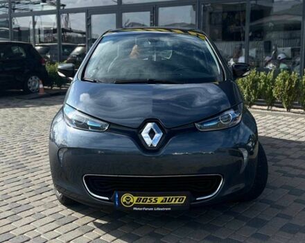 Серый Рено Зое, объемом двигателя 0 л и пробегом 48 тыс. км за 11500 $, фото 1 на Automoto.ua