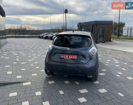 Рено Зое 2017 в Тернополе на Automoto.ua Серый Рено Зое, объемом двигателя 0 л и пробегом 130 тыс. км за 9200 $, фото 3 на Automoto.ua