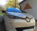 Серый Рено Зое, объемом двигателя 0 л и пробегом 310 тыс. км за 7500 $, фото 1 на Automoto.ua