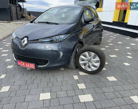 Рено Зое 2017 в Тернополе на Automoto.ua Серый Рено Зое, объемом двигателя 0 л и пробегом 130 тыс. км за 9200 $, фото 5 на Automoto.ua