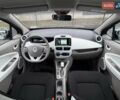 Серый Рено Зое, объемом двигателя 0 л и пробегом 62 тыс. км за 9500 $, фото 20 на Automoto.ua