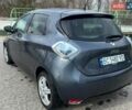 Серый Рено Зое, объемом двигателя 0 л и пробегом 123 тыс. км за 8790 $, фото 7 на Automoto.ua