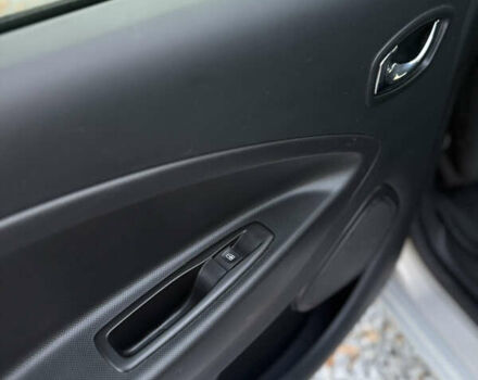 Сірий Рено Зое, об'ємом двигуна 0 л та пробігом 160 тис. км за 8499 $, фото 16 на Automoto.ua