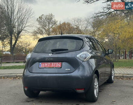 Серый Рено Зое, объемом двигателя 0 л и пробегом 164 тыс. км за 10200 $, фото 3 на Automoto.ua
