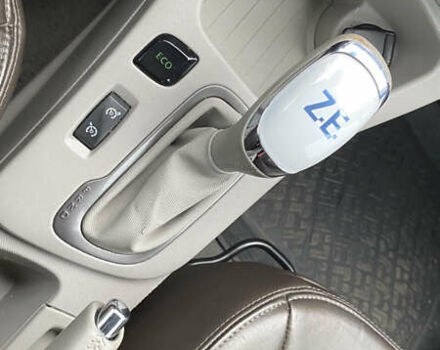 Сірий Рено Зое, об'ємом двигуна 0 л та пробігом 85 тис. км за 9600 $, фото 44 на Automoto.ua