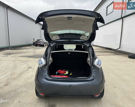 Сірий Рено Зое, об'ємом двигуна 0 л та пробігом 80 тис. км за 9000 $, фото 4 на Automoto.ua