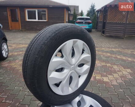 Серый Рено Зое, объемом двигателя 0 л и пробегом 182 тыс. км за 8200 $, фото 76 на Automoto.ua