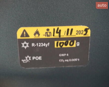 Серый Рено Зое, объемом двигателя 0 л и пробегом 182 тыс. км за 8200 $, фото 59 на Automoto.ua