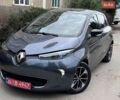 Серый Рено Зое, объемом двигателя 0 л и пробегом 80 тыс. км за 10500 $, фото 23 на Automoto.ua