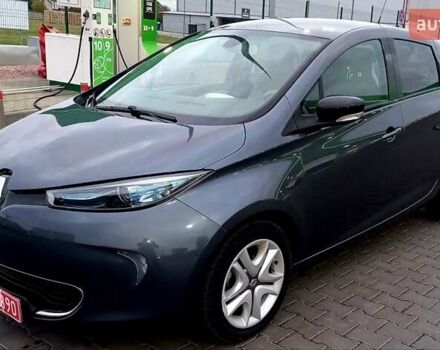 Серый Рено Зое, объемом двигателя 0 л и пробегом 79 тыс. км за 8900 $, фото 9 на Automoto.ua