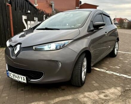 Серый Рено Зое, объемом двигателя 0 л и пробегом 148 тыс. км за 9500 $, фото 10 на Automoto.ua