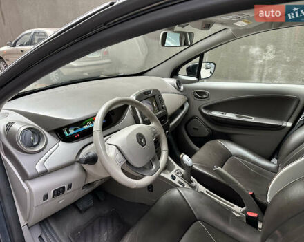 Сірий Рено Зое, об'ємом двигуна 0 л та пробігом 83 тис. км за 9700 $, фото 7 на Automoto.ua