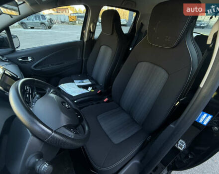 Серый Рено Зое, объемом двигателя 0 л и пробегом 21 тыс. км за 10446 $, фото 29 на Automoto.ua