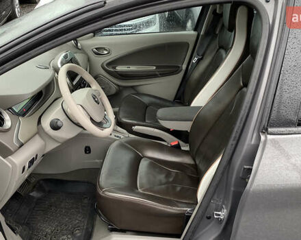 Сірий Рено Зое, об'ємом двигуна 0 л та пробігом 85 тис. км за 9600 $, фото 43 на Automoto.ua