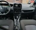Серый Рено Зое, объемом двигателя 0 л и пробегом 108 тыс. км за 9400 $, фото 4 на Automoto.ua