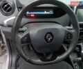 Серый Рено Зое, объемом двигателя 0 л и пробегом 108 тыс. км за 9400 $, фото 27 на Automoto.ua