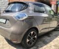 Серый Рено Зое, объемом двигателя 0 л и пробегом 112 тыс. км за 11500 $, фото 7 на Automoto.ua