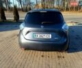 Серый Рено Зое, объемом двигателя 0 л и пробегом 115 тыс. км за 10500 $, фото 3 на Automoto.ua