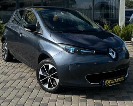 Серый Рено Зое, объемом двигателя 0 л и пробегом 48 тыс. км за 11500 $, фото 8 на Automoto.ua