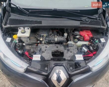 Серый Рено Зое, объемом двигателя 0 л и пробегом 158 тыс. км за 10700 $, фото 13 на Automoto.ua