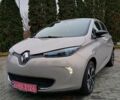 Серый Рено Зое, объемом двигателя 0 л и пробегом 64 тыс. км за 8700 $, фото 1 на Automoto.ua