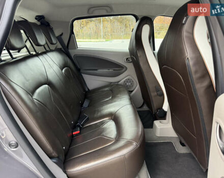 Рено Зое 2018 в Дубно на Automoto.ua Серый Рено Зое, объемом двигателя 0 л и пробегом 126 тыс. км за 10599 $, фото 45 на Automoto.ua