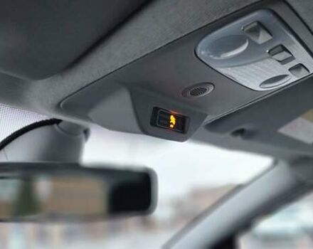 Серый Рено Зое, объемом двигателя 0 л и пробегом 91 тыс. км за 9999 $, фото 78 на Automoto.ua