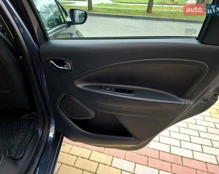Сірий Рено Зое, об'ємом двигуна 0 л та пробігом 118 тис. км за 9200 $, фото 28 на Automoto.ua