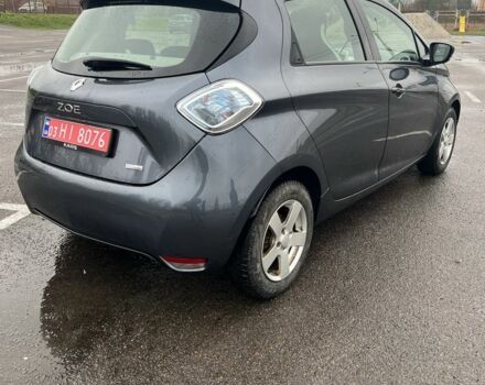 Серый Рено Зое, объемом двигателя 0 л и пробегом 91 тыс. км за 8800 $, фото 5 на Automoto.ua