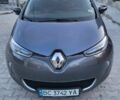 Серый Рено Зое, объемом двигателя 0 л и пробегом 39 тыс. км за 10900 $, фото 1 на Automoto.ua