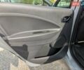 Серый Рено Зое, объемом двигателя 0 л и пробегом 77 тыс. км за 10500 $, фото 27 на Automoto.ua
