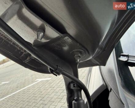 Сірий Рено Зое, об'ємом двигуна 0 л та пробігом 126 тис. км за 10499 $, фото 60 на Automoto.ua