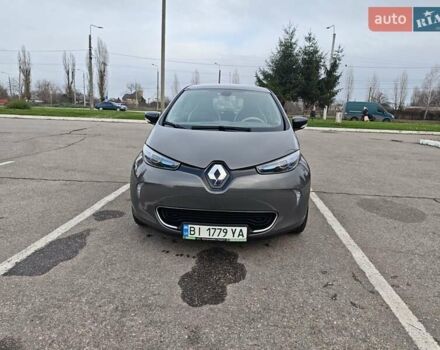Сірий Рено Зое, об'ємом двигуна 0 л та пробігом 122 тис. км за 10500 $, фото 2 на Automoto.ua