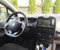 Серый Рено Зое, объемом двигателя 0 л и пробегом 135 тыс. км за 9800 $, фото 19 на Automoto.ua