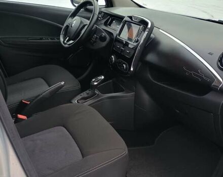 Сірий Рено Зое, об'ємом двигуна 0 л та пробігом 65 тис. км за 8700 $, фото 10 на Automoto.ua