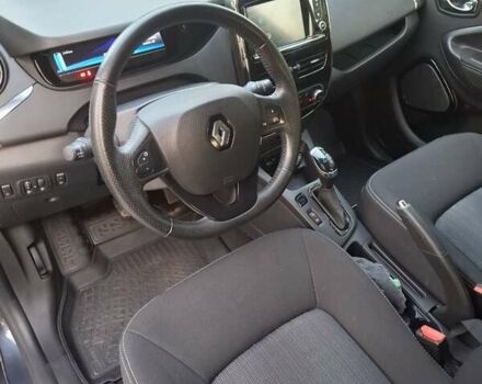 Сірий Рено Зое, об'ємом двигуна 0 л та пробігом 133 тис. км за 9299 $, фото 14 на Automoto.ua