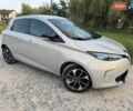 Серый Рено Зое, объемом двигателя 0 л и пробегом 104 тыс. км за 10700 $, фото 1 на Automoto.ua