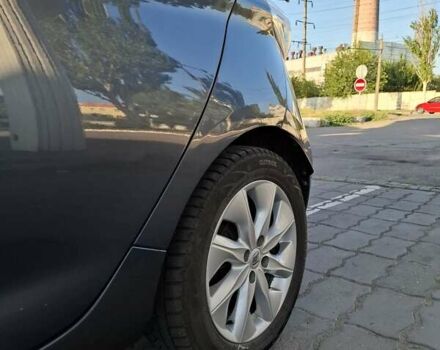 Сірий Рено Зое, об'ємом двигуна 0 л та пробігом 133 тис. км за 9299 $, фото 5 на Automoto.ua
