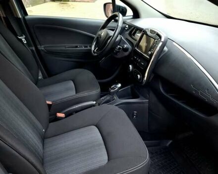 Сірий Рено Зое, об'ємом двигуна 0 л та пробігом 118 тис. км за 9200 $, фото 19 на Automoto.ua