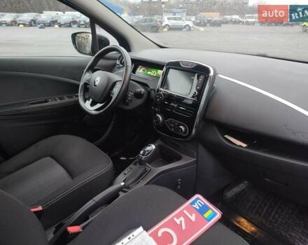 Сірий Рено Зое, об'ємом двигуна 0 л та пробігом 98 тис. км за 9200 $, фото 18 на Automoto.ua