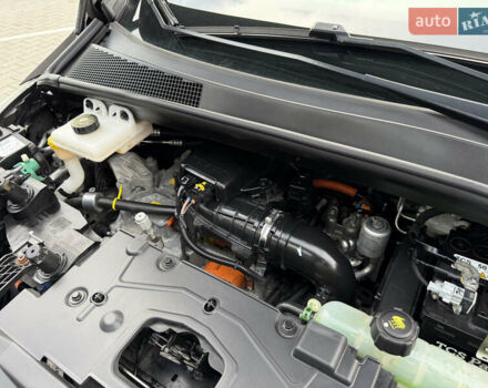 Сірий Рено Зое, об'ємом двигуна 0 л та пробігом 126 тис. км за 10499 $, фото 53 на Automoto.ua