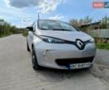 Серый Рено Зое, объемом двигателя 0 л и пробегом 77 тыс. км за 10500 $, фото 6 на Automoto.ua