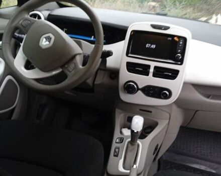 Рено Зое 2018 в Одессе на Automoto.ua Серый Рено Зое, объемом двигателя 0 л и пробегом 106 тыс. км за 18500 $, фото 3 на Automoto.ua