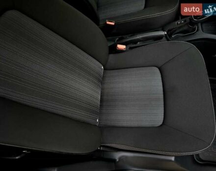 Сірий Рено Зое, об'ємом двигуна 0 л та пробігом 118 тис. км за 9200 $, фото 36 на Automoto.ua