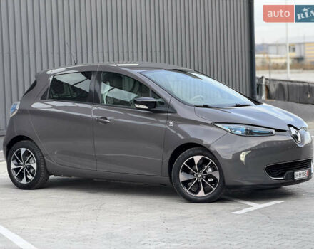 Сірий Рено Зое, об'ємом двигуна 0 л та пробігом 126 тис. км за 10499 $, фото 8 на Automoto.ua